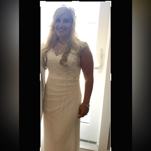 COPY - David’s Bridal Floor Length Wedding Gown - Picture 9 of 13